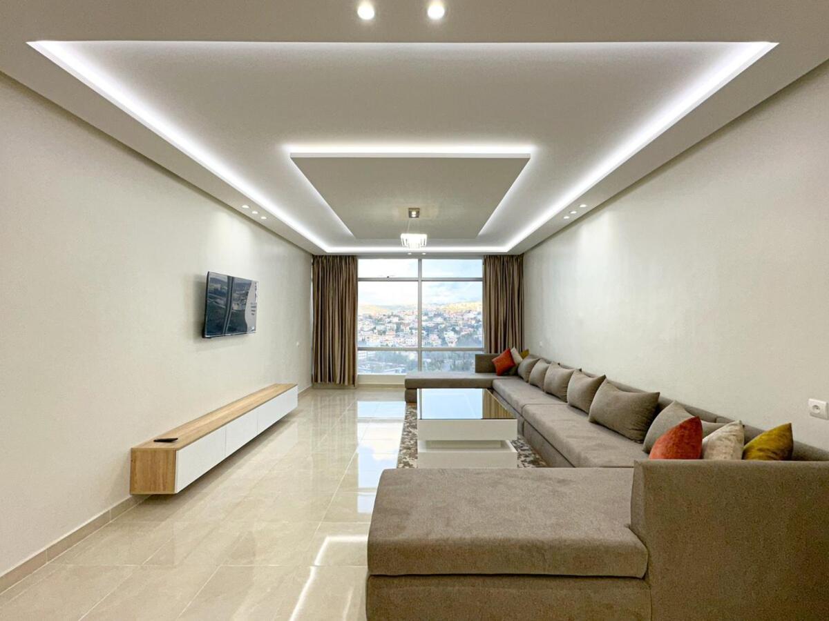 Apartment Corniche Spacieux 077